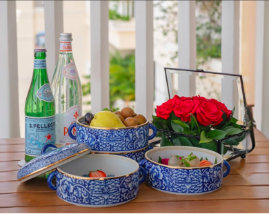 Không chỉ là khoảnh khắc nhận phòng: Nâng tầm trải nghiệm với những món quà gặp mặt khách hàng