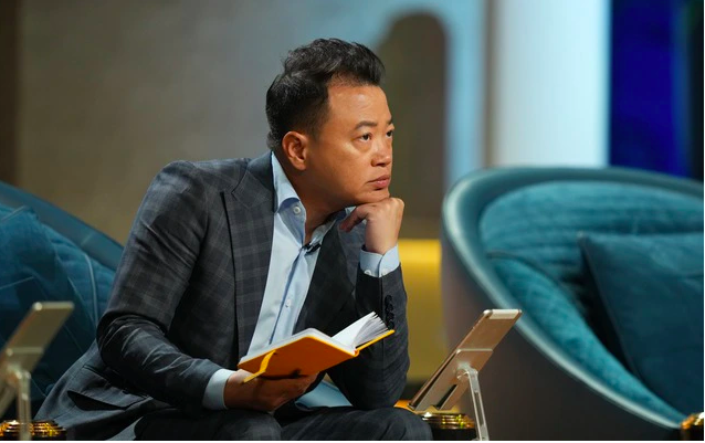 Shark Bình trước khi thành "cá mập" qua lời mẹ kể: Dùng chiếc máy tính được mẹ mua nhờ bán hai mảnh đất, lập công ty từ 2 triệu đồng tiền viết phần mềm thuê