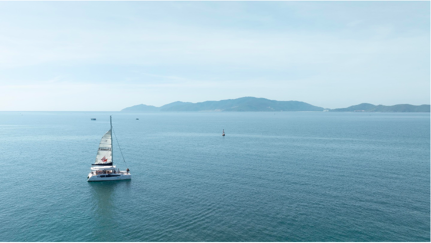 Khám phá thiên đường biển Nha Trang trên Du Thuyền
