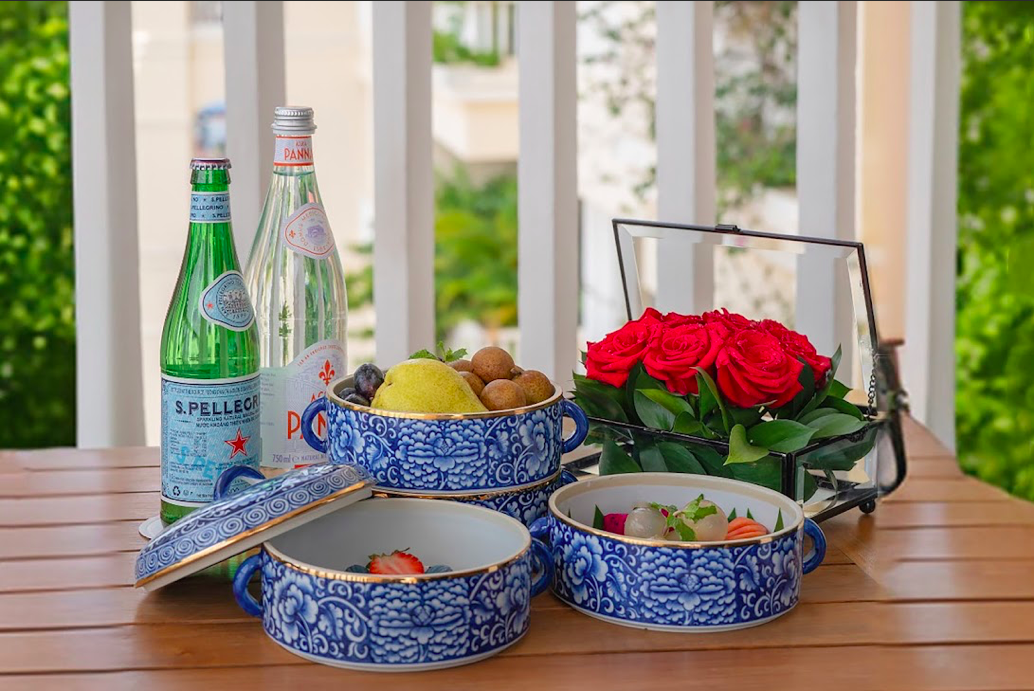 Không chỉ là khoảnh khắc nhận phòng: Nâng tầm trải nghiệm với những món quà gặp mặt khách hàng